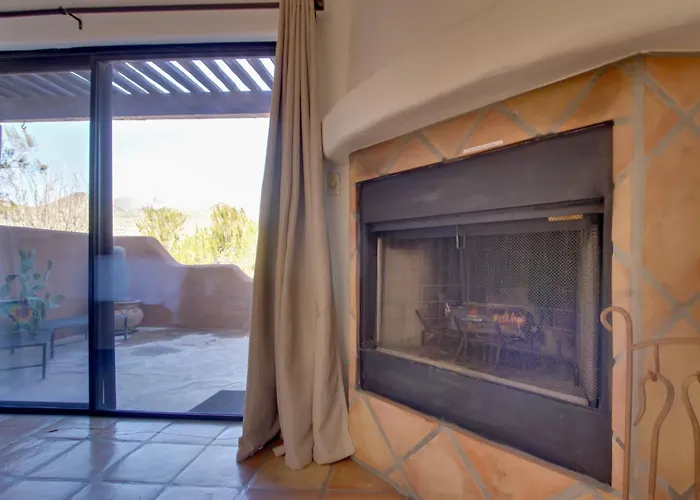 'la Paloma' - Full Circle Ranch W/ Views! *